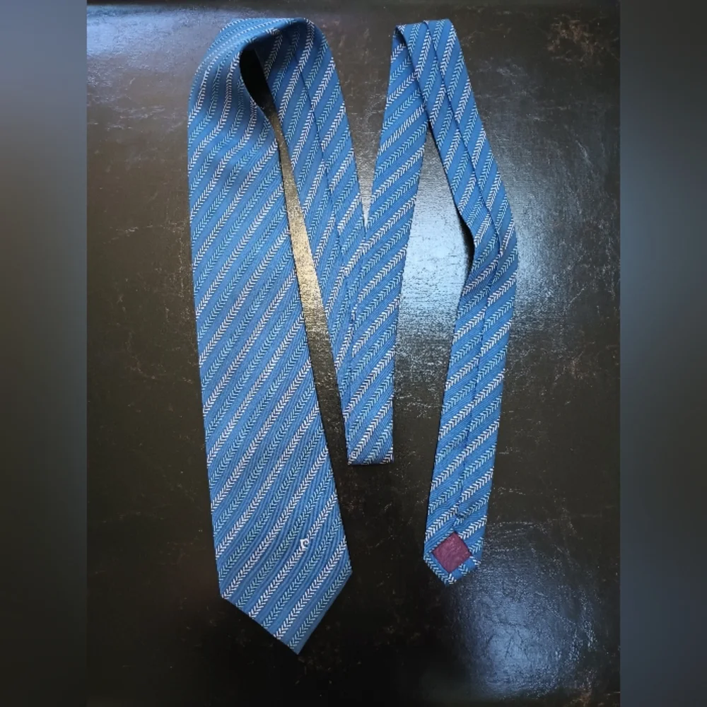 Men's Pierre Cardin Blue‎ Striped Silk Tie - Picture 4 of 6